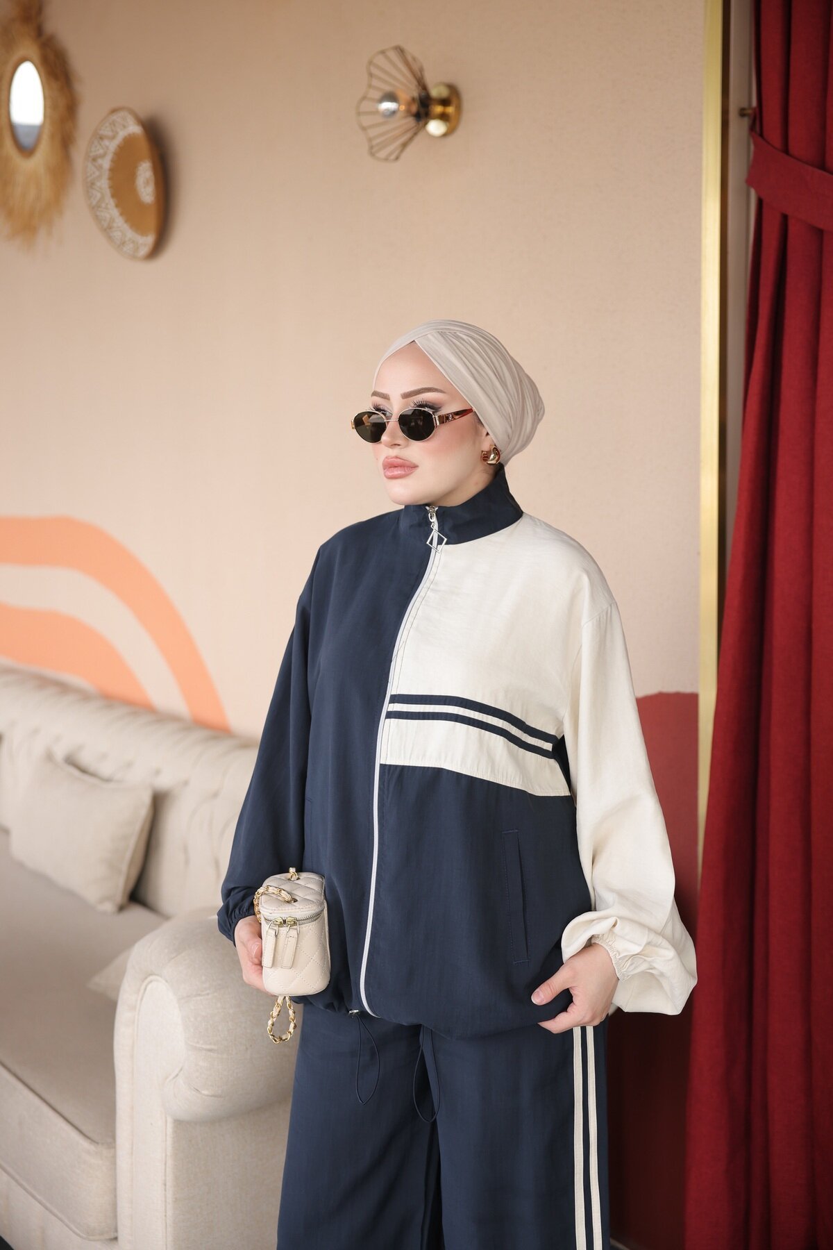 Lacivert Krem Renk Bloklu Fermuarlı Eşofman Takım - Wovi Moda