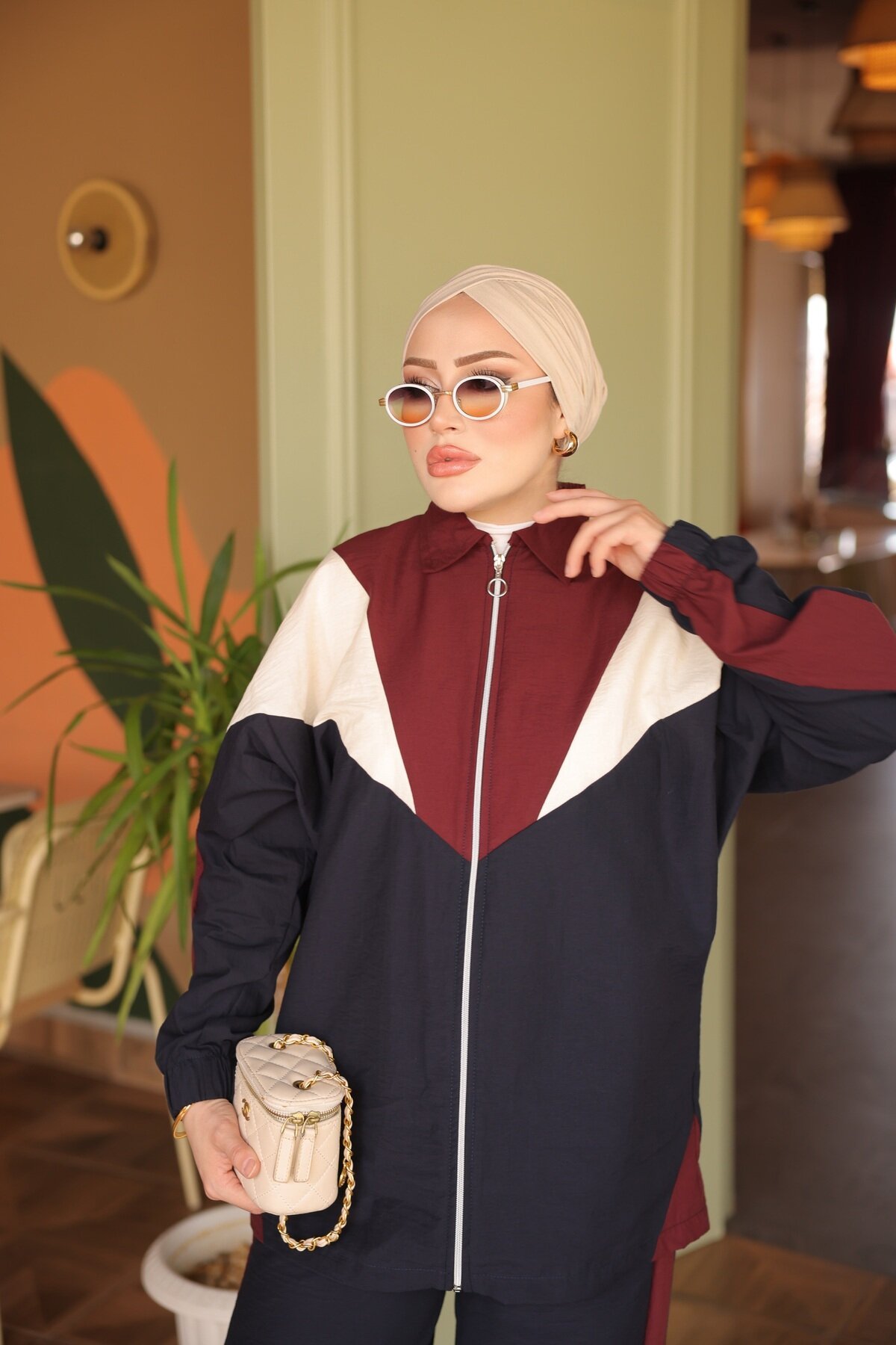 Lacivert Şerit Detaylı Rahat Kesim Fermuarlı Ceketli Takım - Wovi Moda