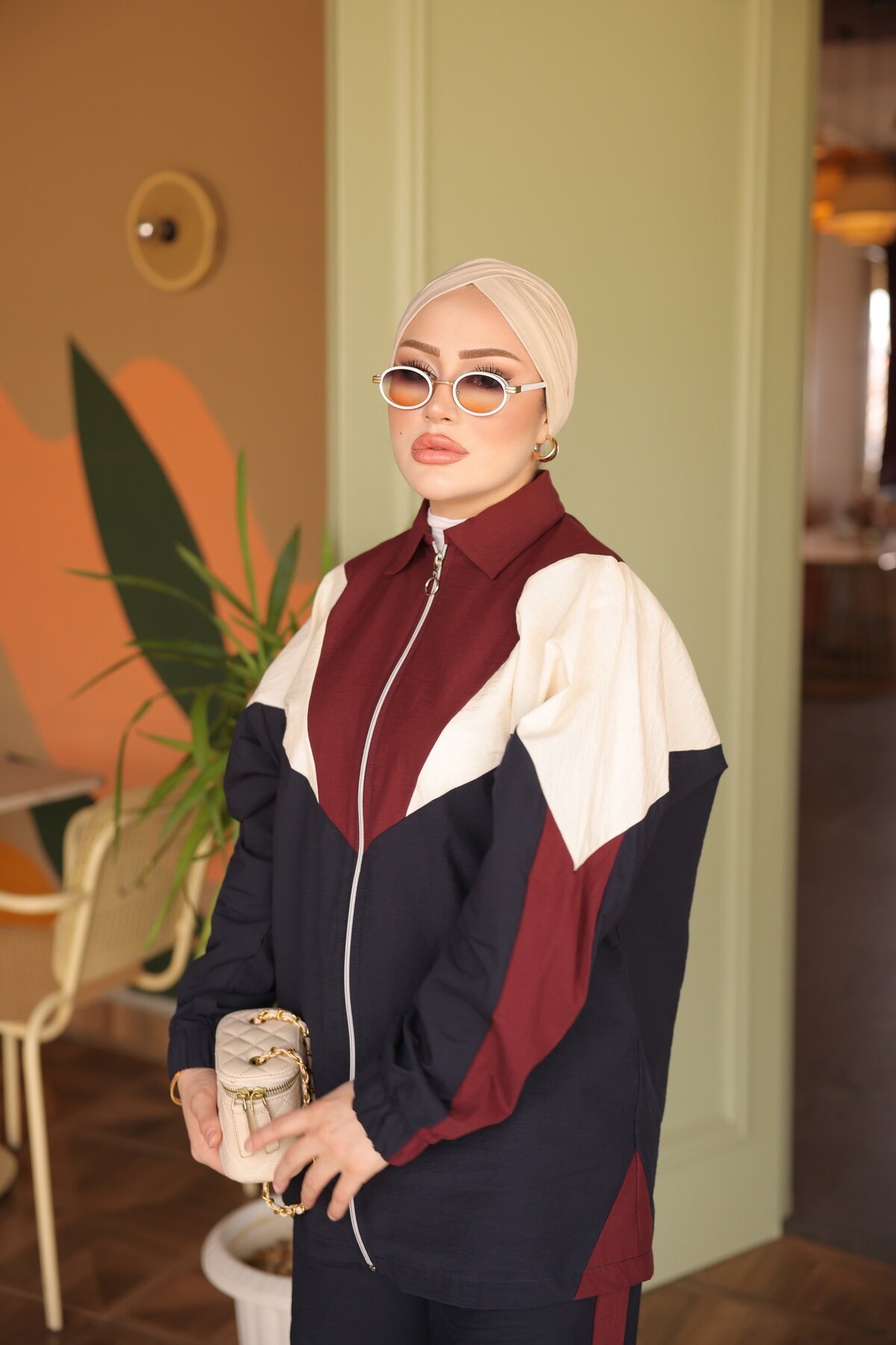 Lacivert Şerit Detaylı Rahat Kesim Fermuarlı Ceketli Takım - Wovi Moda