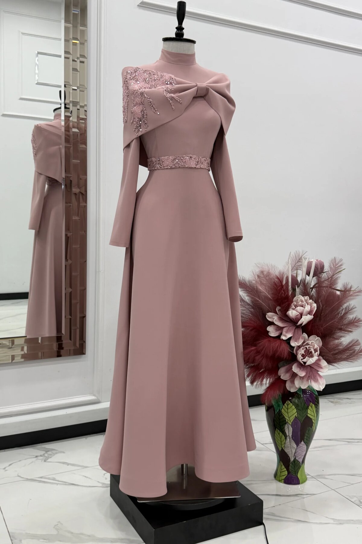 Pudra Pembe Payet İşlemeli Pelerinli Abiye Elbise - MK Moda Tasarım
