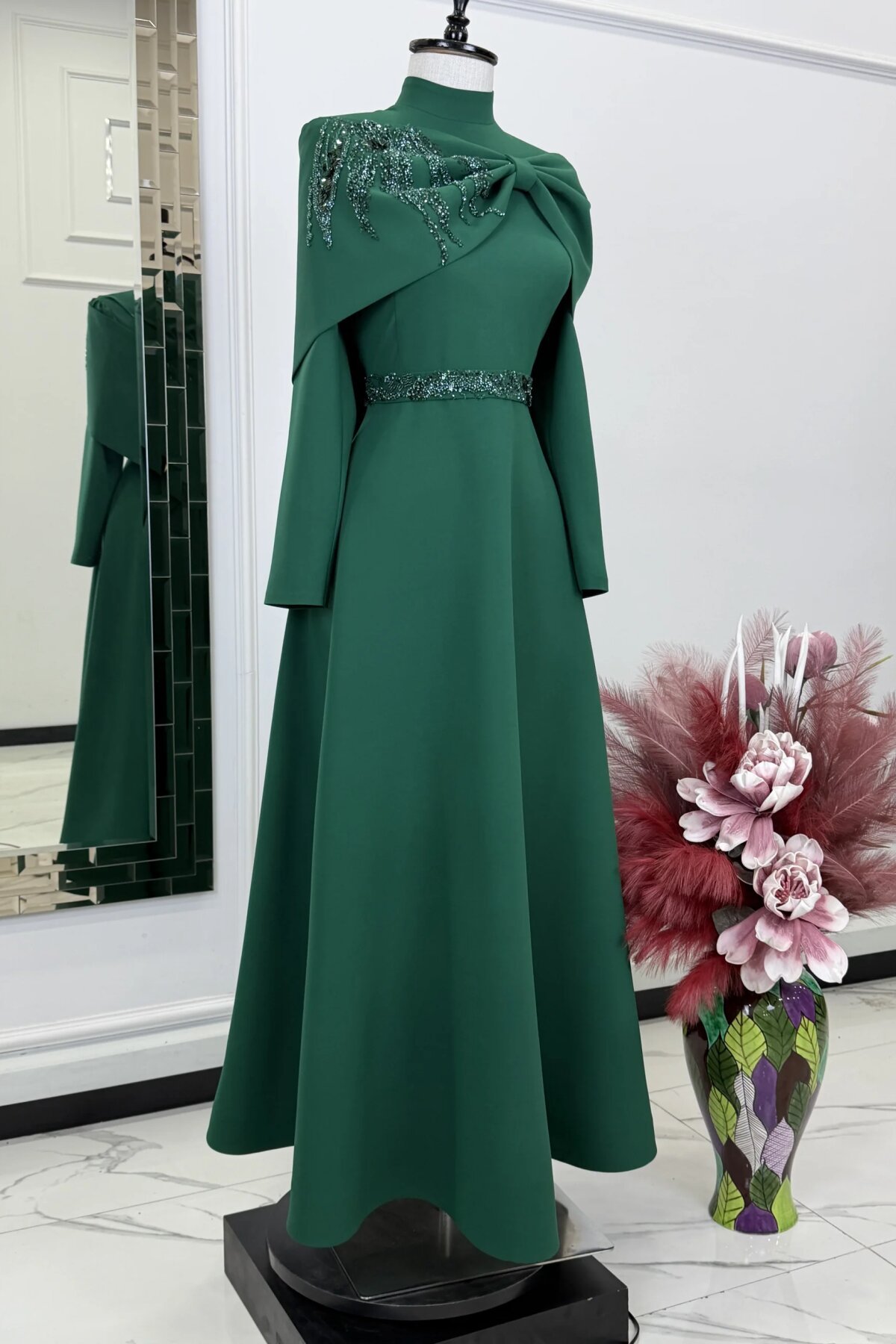 Cape-Detail Stone-Embroidered Modest Evening Dress - Emerald Green - MK Moda Tasarım