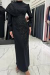 Siyah Drape Detaylı Taş İşlemeli Tesettür Abiye Elbise