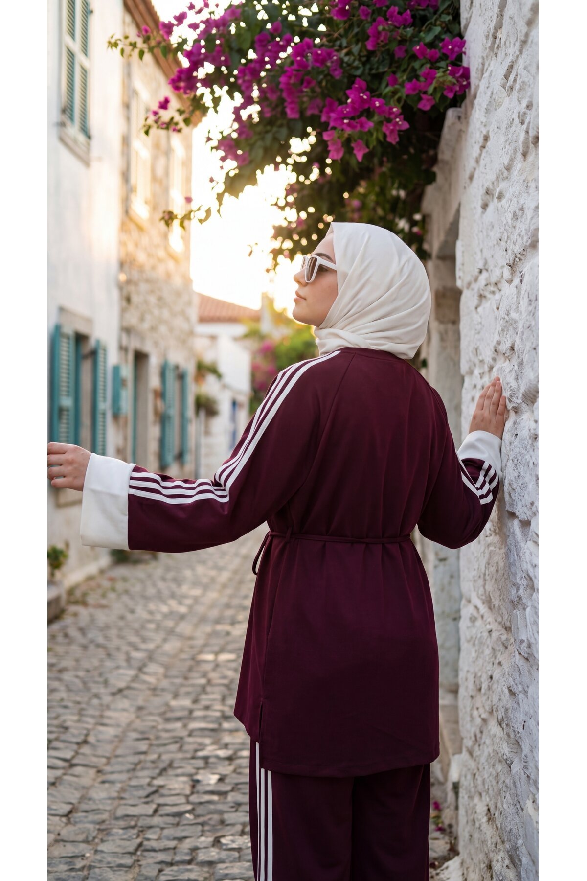 Bordo Krem Beli Bağcıklı Manşetli Şerit Detaylı Eşofman Takımı - Wovi Moda