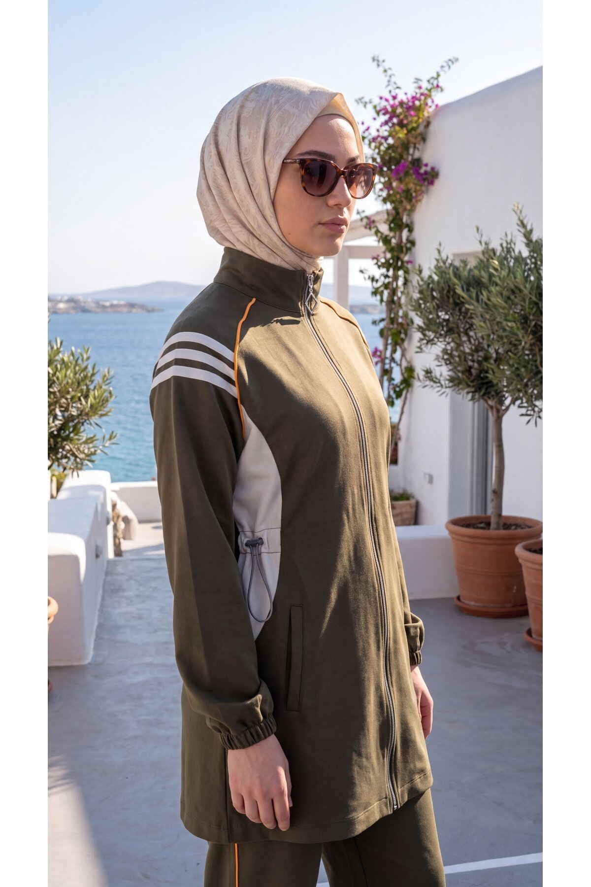 Haki Şerit Detaylı Fermuarlı Eşofman Takım - Wovi Moda
