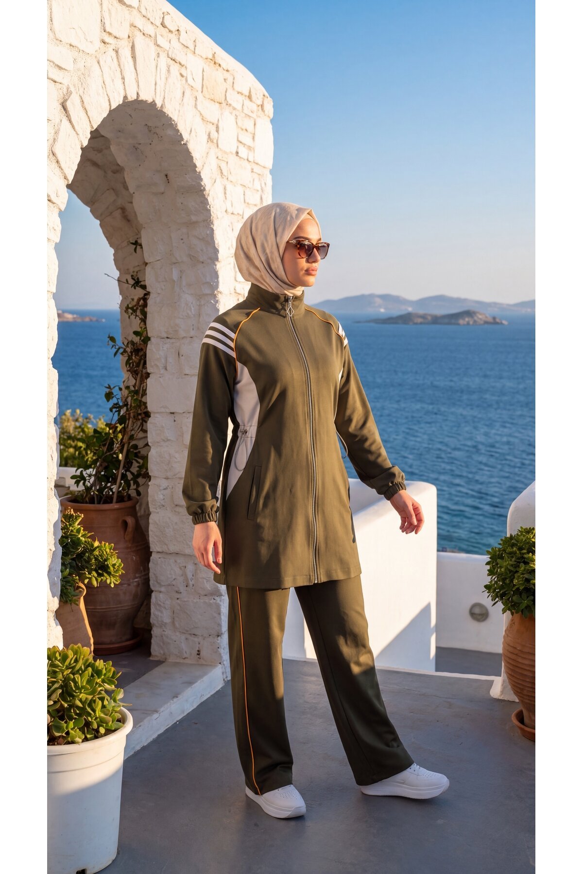 Haki Şerit Detaylı Fermuarlı Eşofman Takım - Wovi Moda