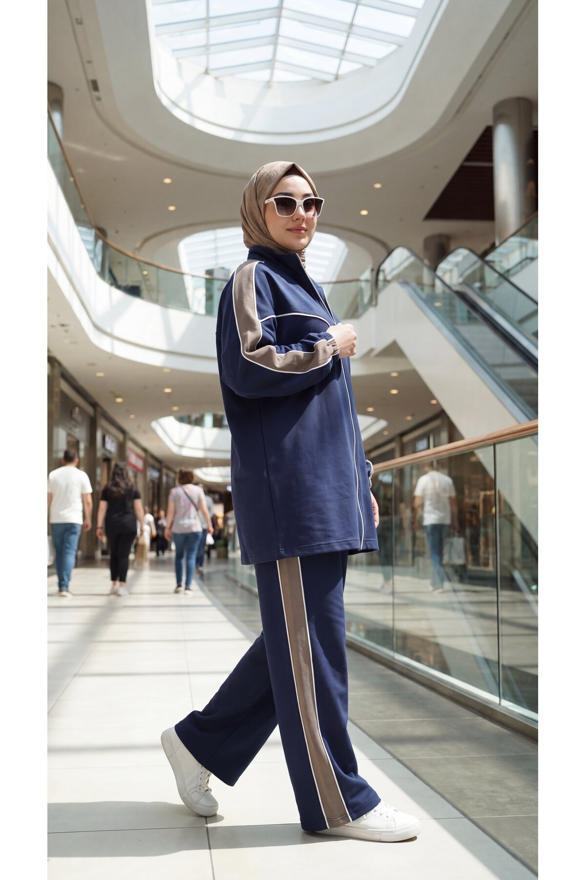 Lacivert Rahat Kesim Oversize Eşofman Takım - Wovi Moda
