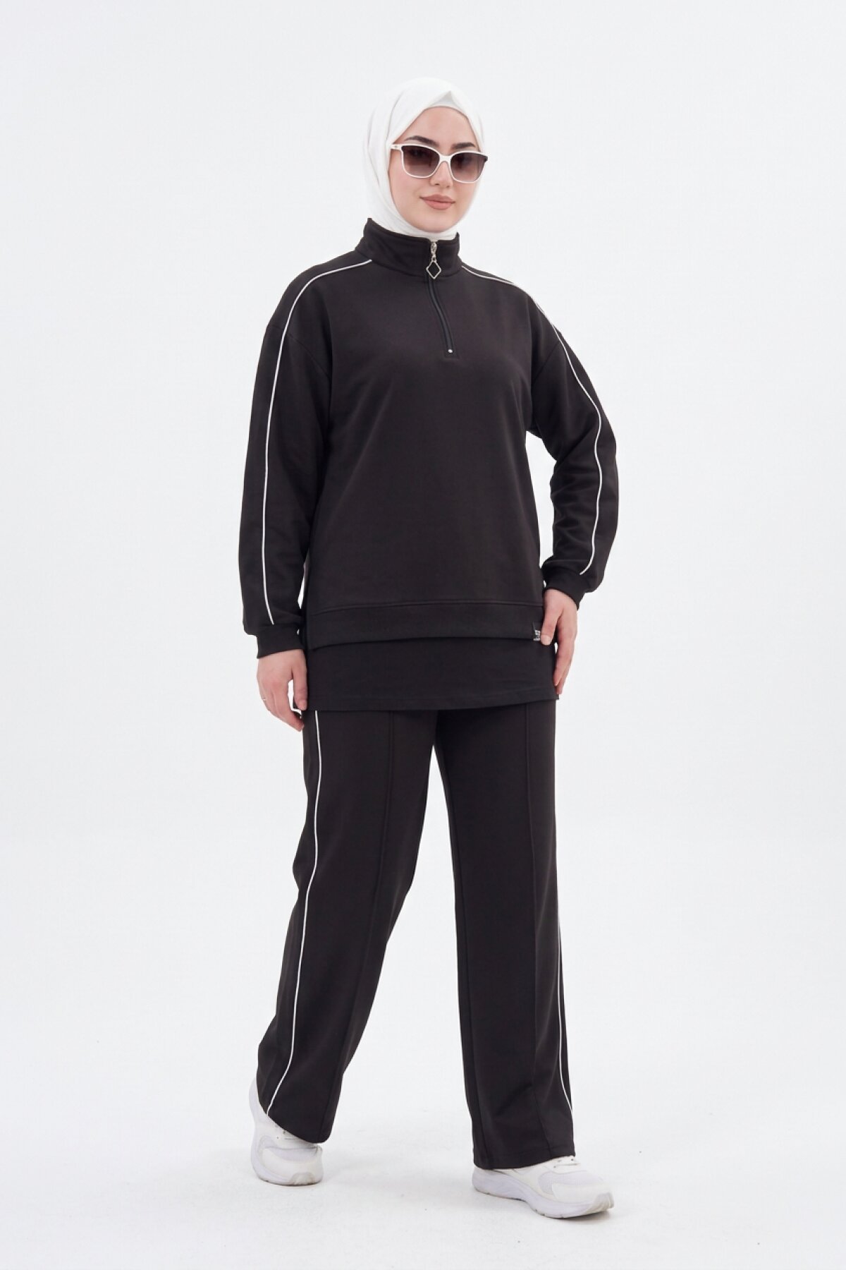 Siyah Oversize Eşofman Sweatshirt ve Pantolon Takım - Wovi Moda
