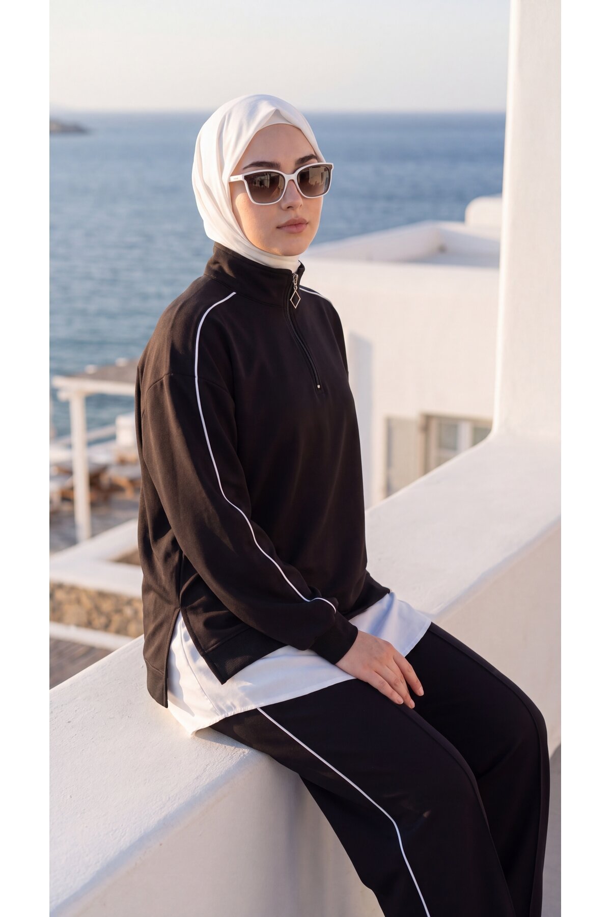 Siyah Oversize Eşofman Sweatshirt ve Pantolon Takım - Wovi Moda