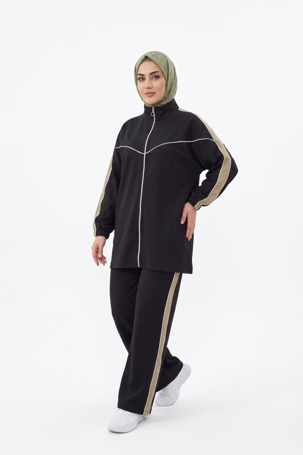 Siyah Oversize Rahat Kesim Eşofman Takımı - Wovi Moda
