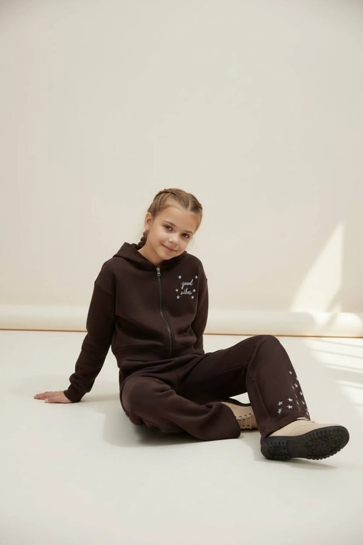 Zipped Hooded Star Embroidered Tracksuit Set - Brown - Pafim Kids