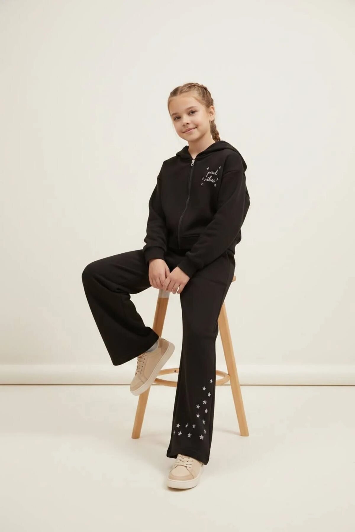 Hooded Star-Embroidered Zip-up Tracksuit Set - Black - Pafim Kids
