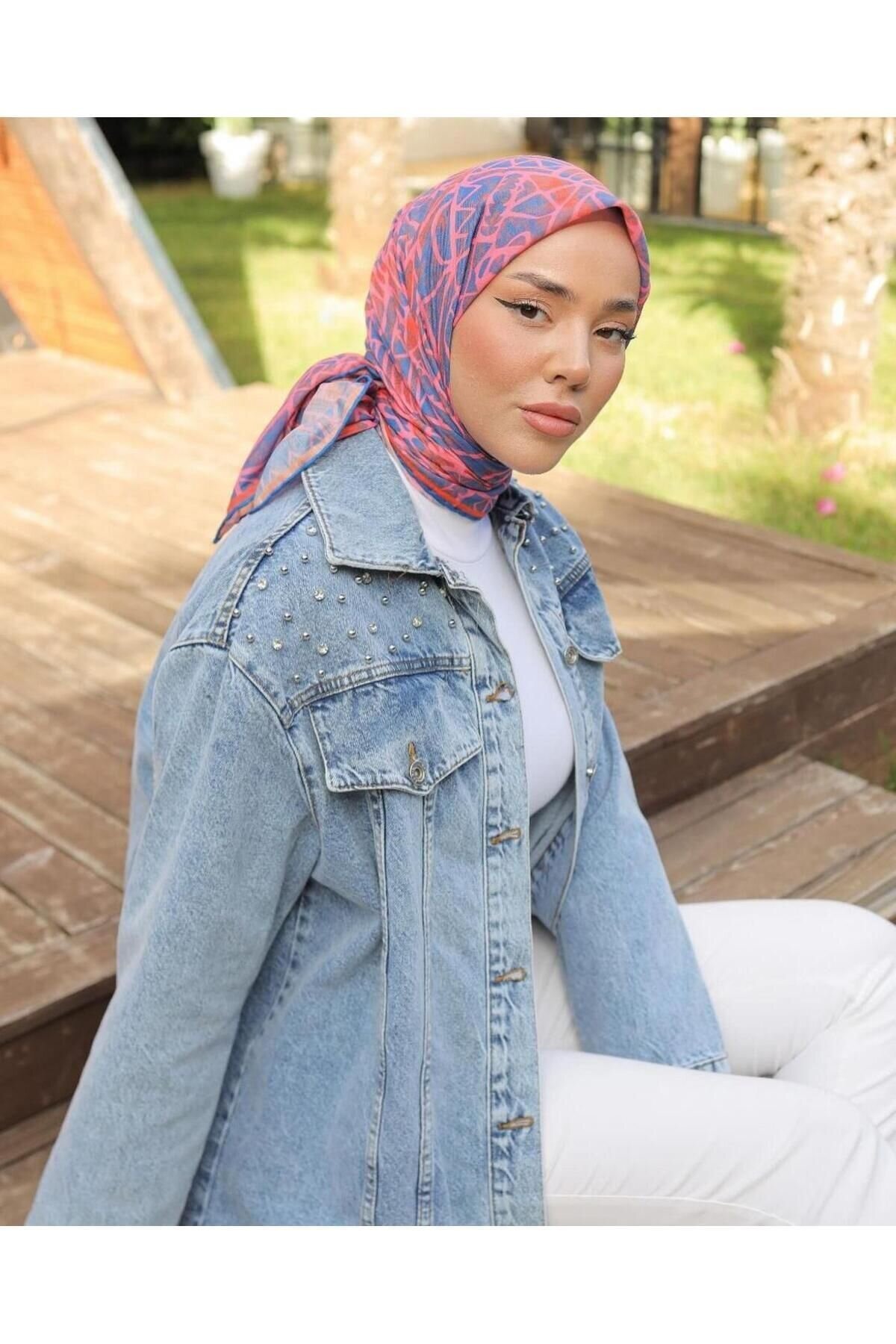 Açık Mavi Taş İşlemeli Denim Kot Ceket - Shirosa