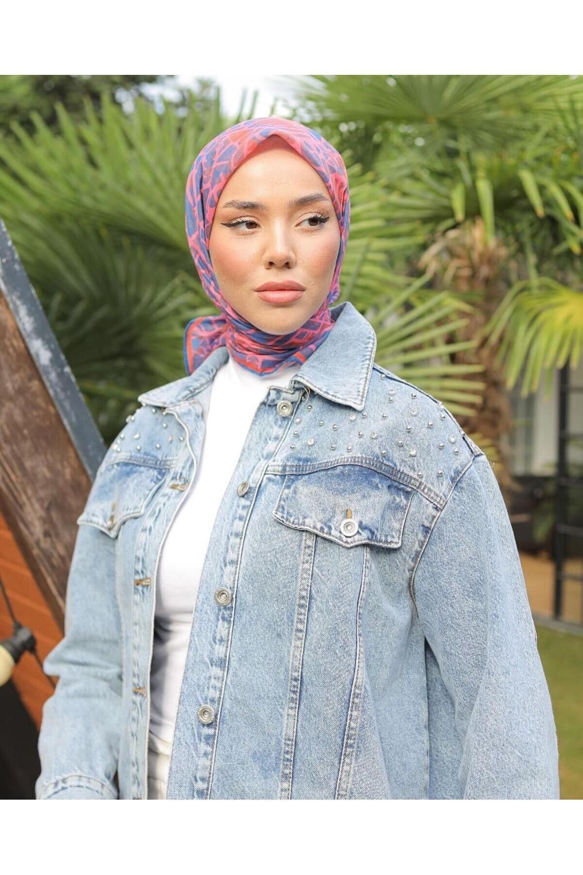 Açık Mavi Taş İşlemeli Denim Kot Ceket - Shirosa