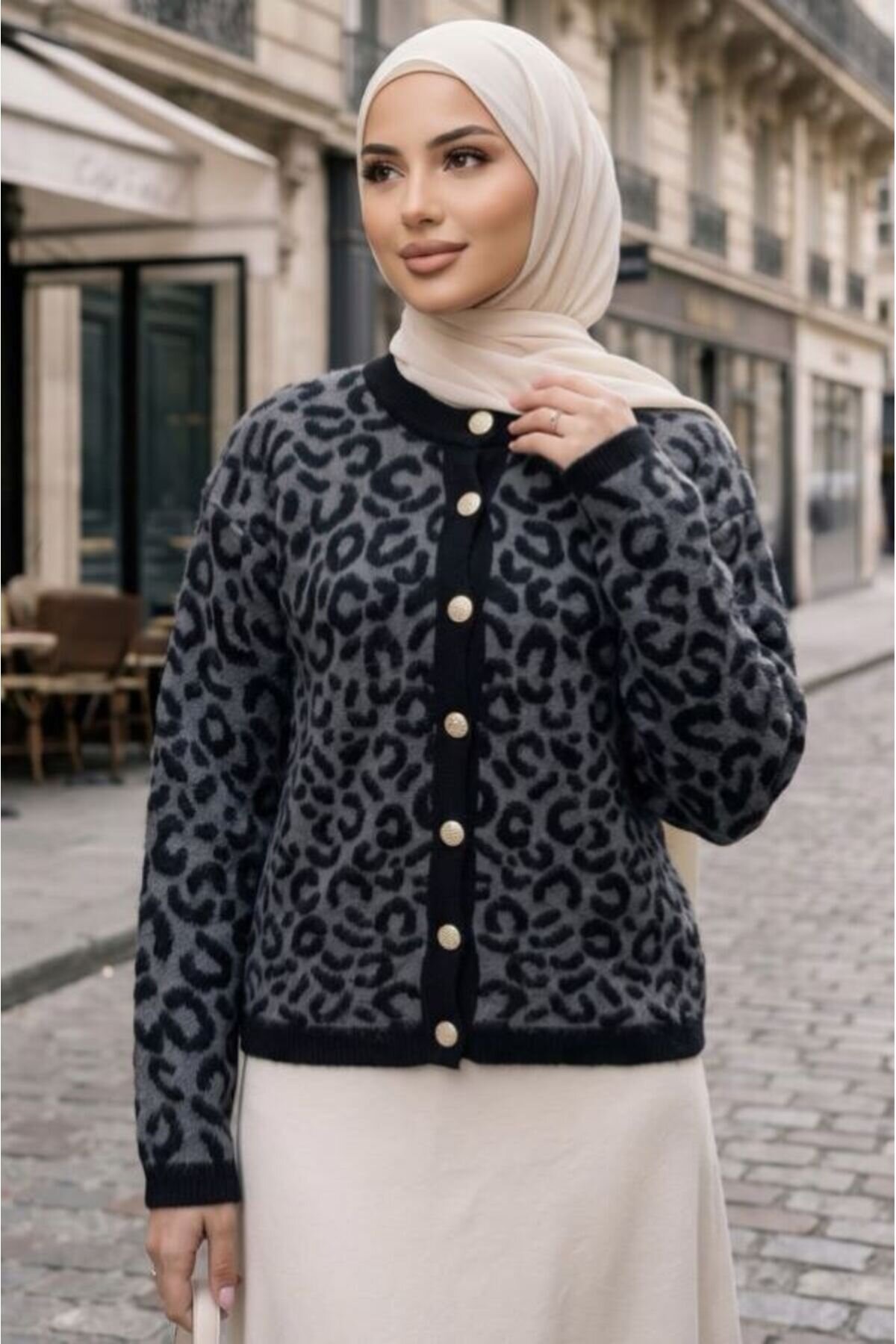 Leopard Patterned Eyelash Knit Cardigan - Grey - Shirosa