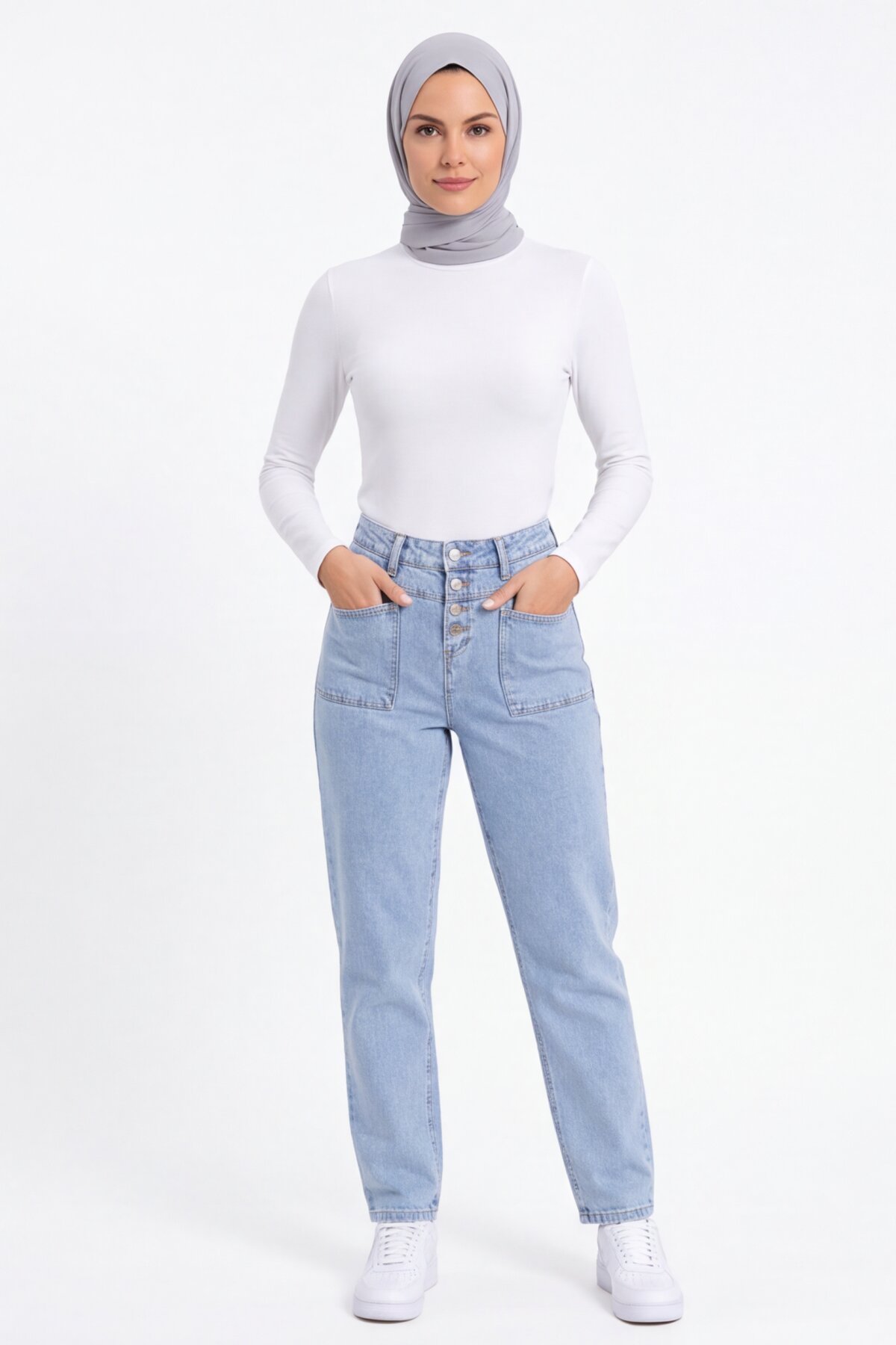 Mom Fit Appliqué Pocket Denim Pants - Blue - Shirosa